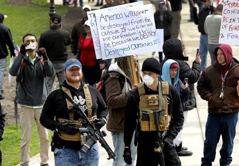 تظاهرات مسلحانه مخالفان قرنطینه در ایالت پنسیلوانیا
