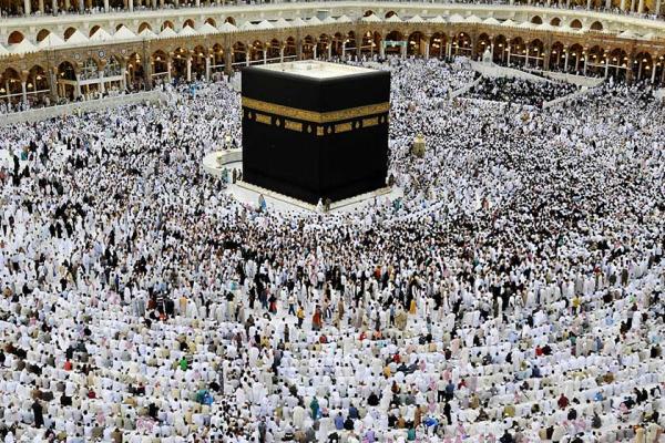 میزان ارز همراه زائران ایرانی تعیین شد میزان ارز همراه زائران ایرانی تعیین شد